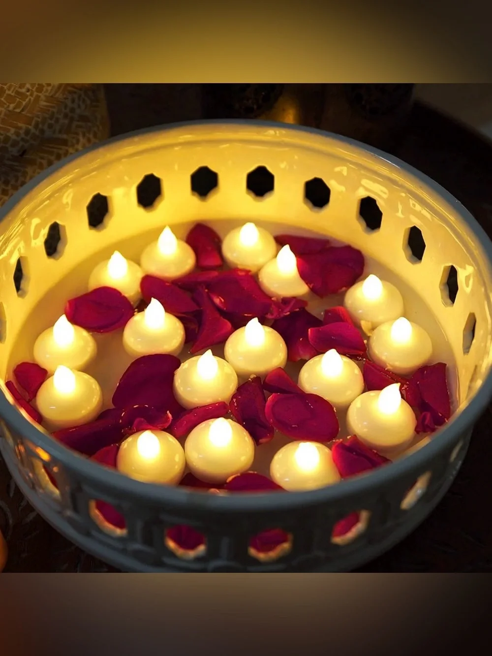 48 Pack Waterproof Flameless Floating Tealights